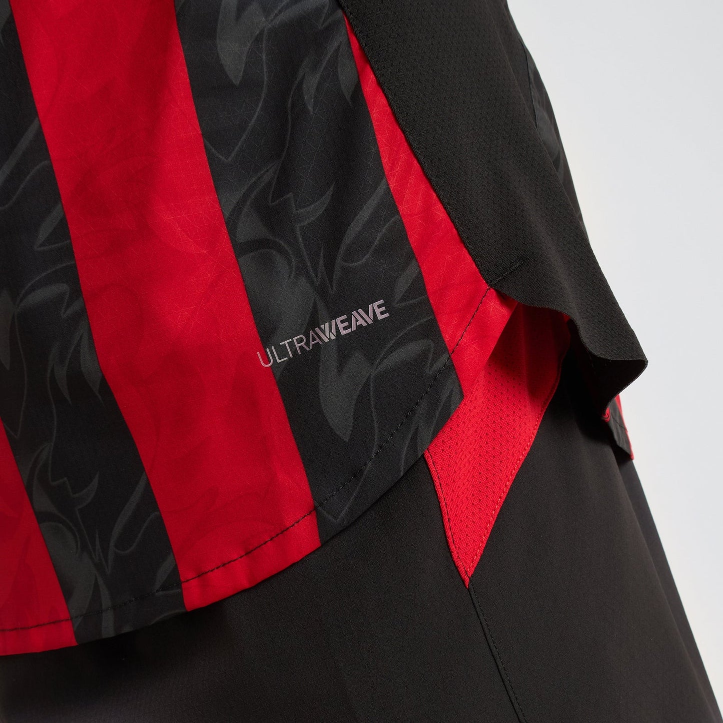 MILAN HOME AUTHENTIC 2025/26 MAILLOT