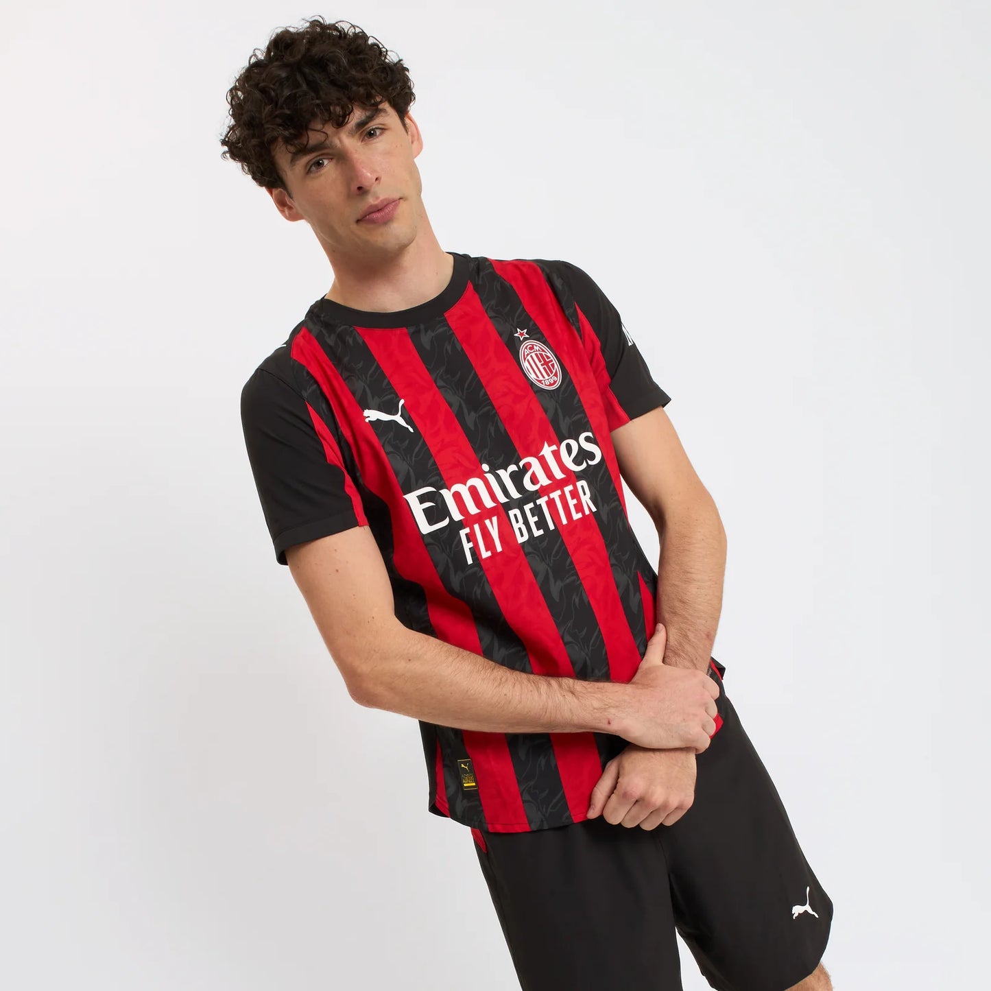 MILAN HOME AUTHENTIC 2025/26 MAILLOT