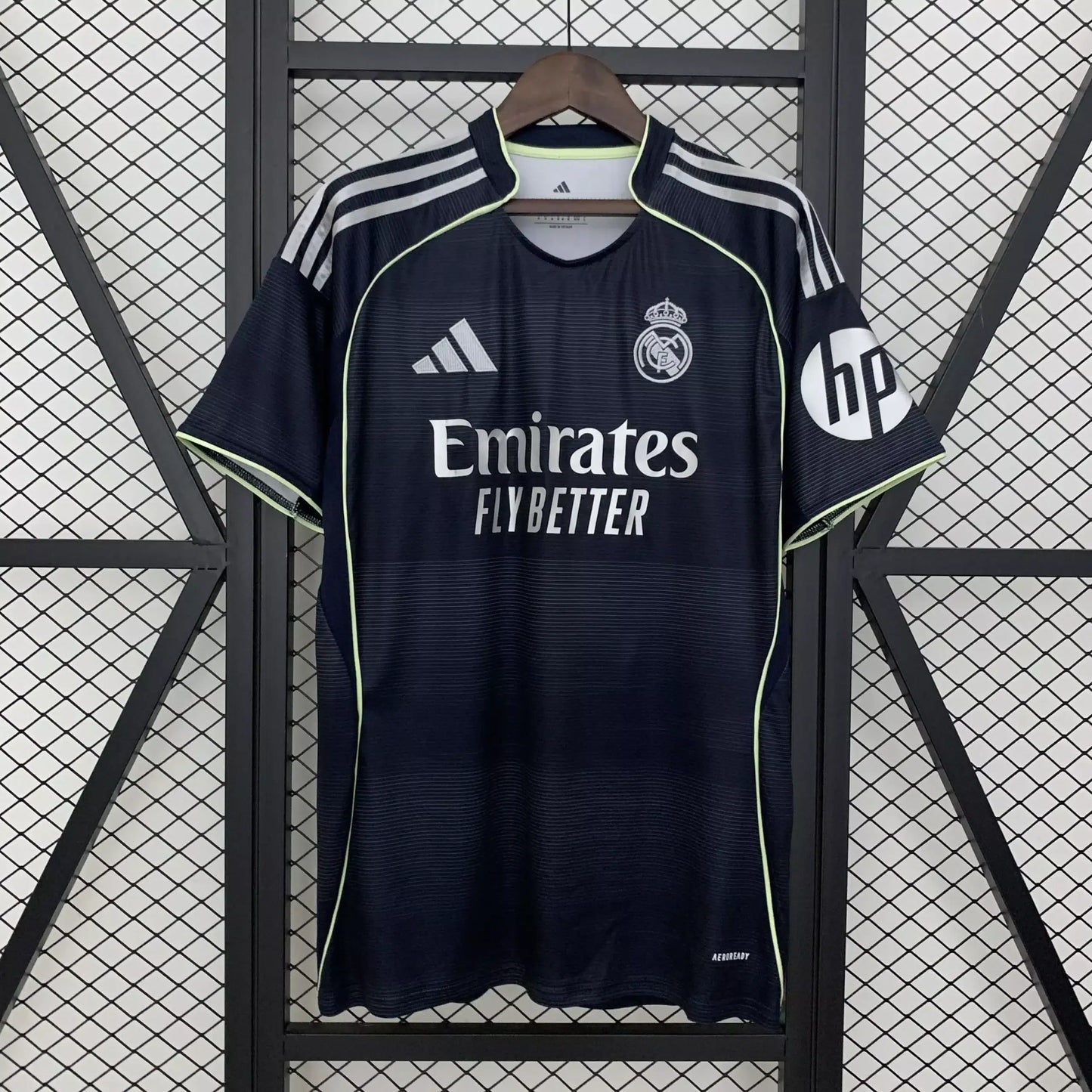 Tenue Real Madrid Officiel Saison 25/26