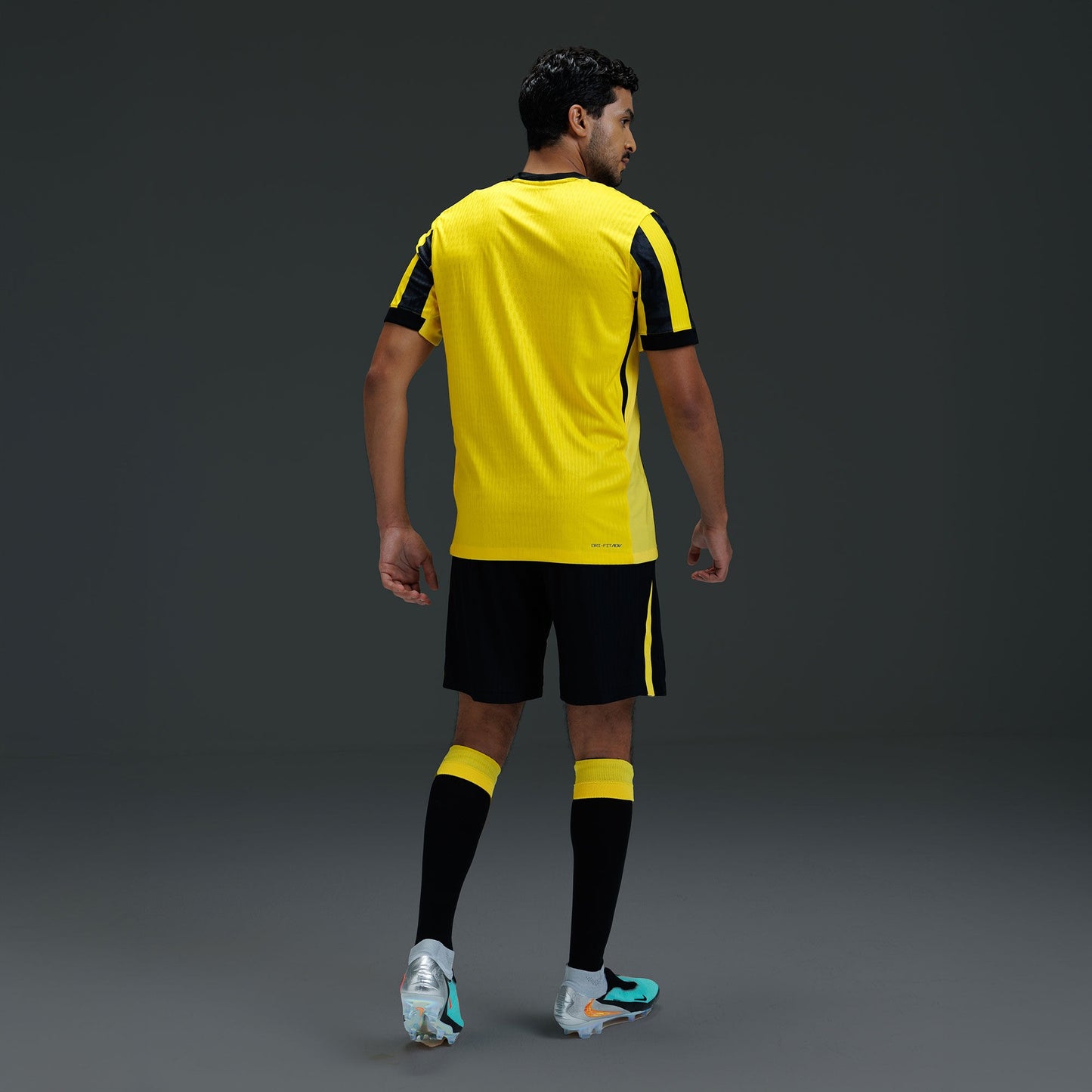 Maillot domicile Al-Ittihad F.C. 2025/26