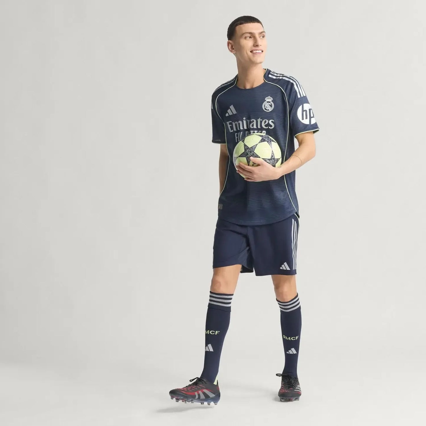 Maillot Real Madrid authentique extérieur 25/26 Bleu marine