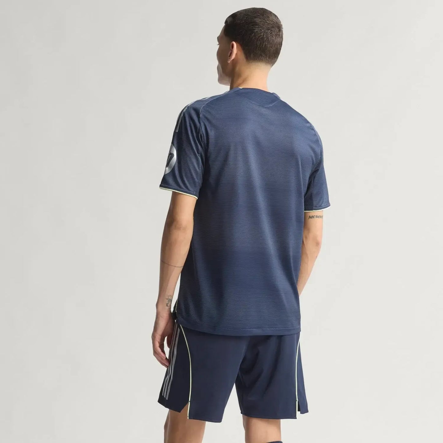 Maillot Real Madrid authentique extérieur 25/26 Bleu marine
